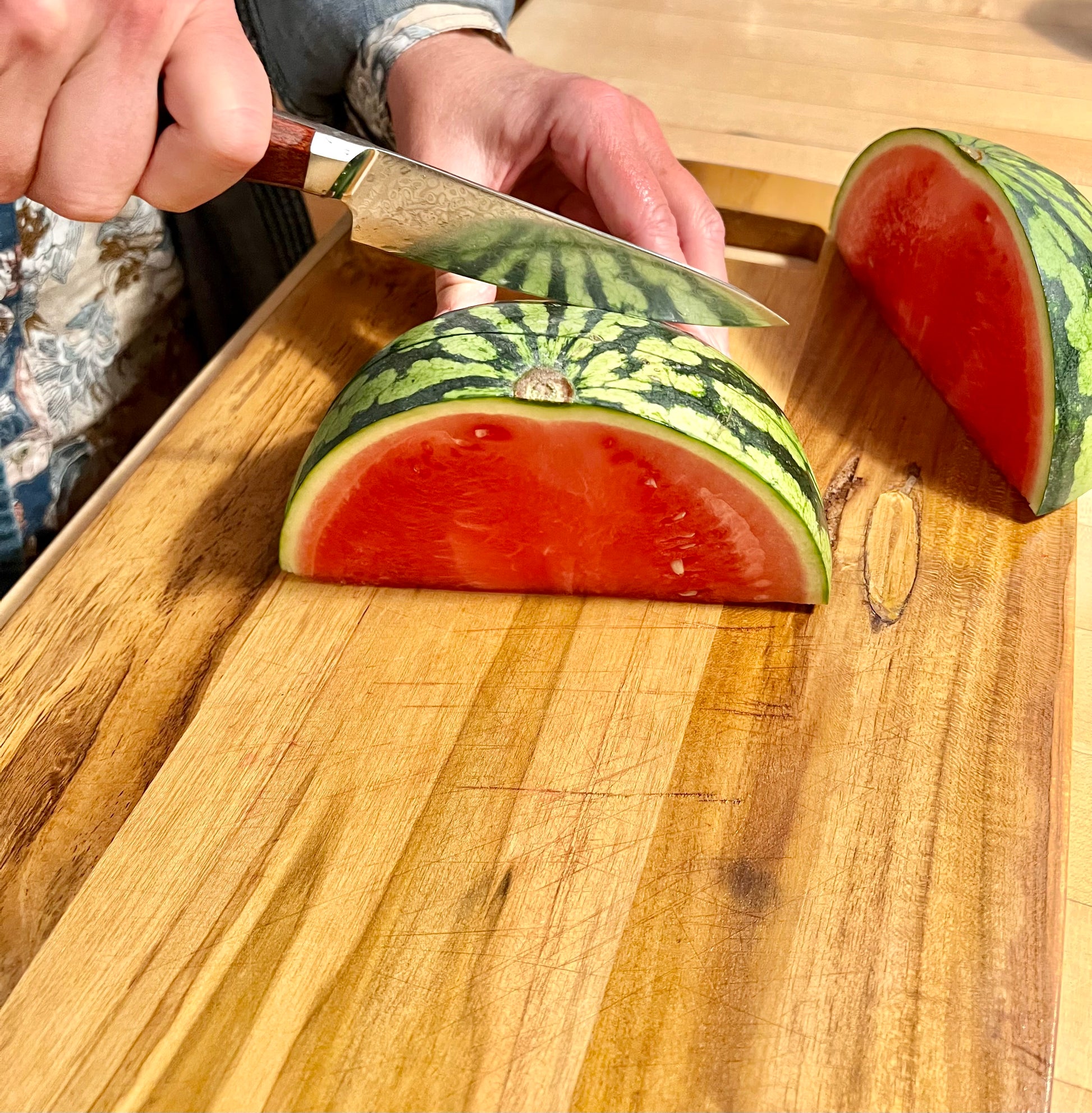 Cutting into meat